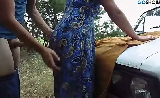 Outdoor Blowjob and Rear Entry in the Car